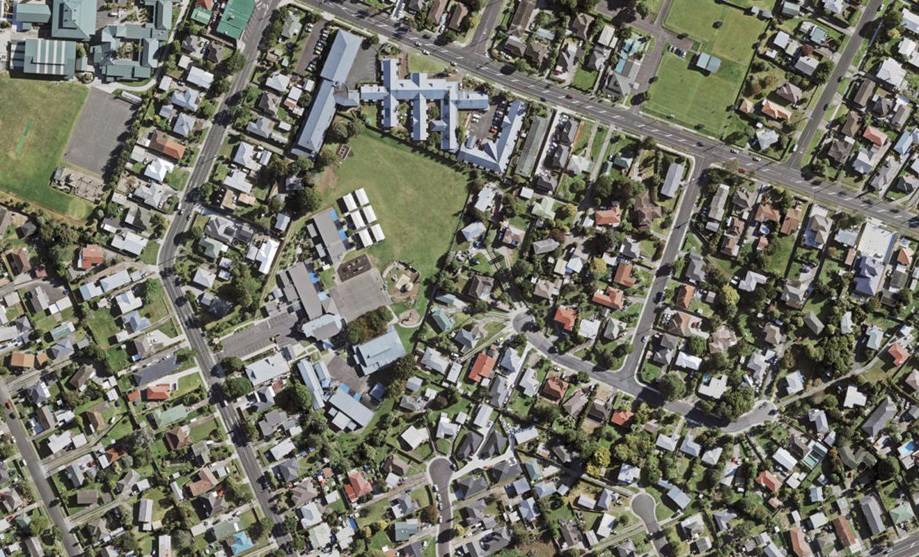 1D Dreadon Road, Manurewa, Auckland - Carousel 1