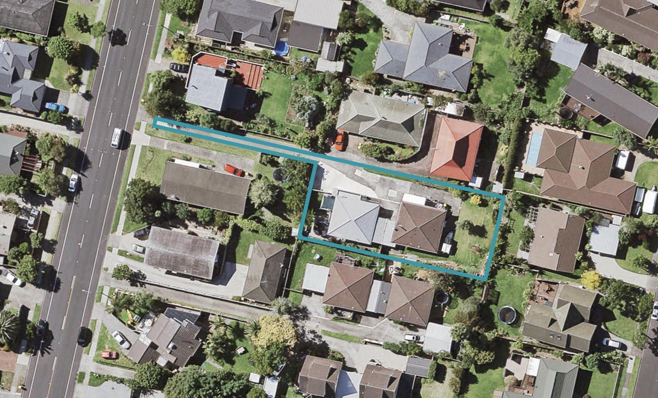 1/140 Prince Regent Drive, Half Moon Bay, Auckland - Carousel 1