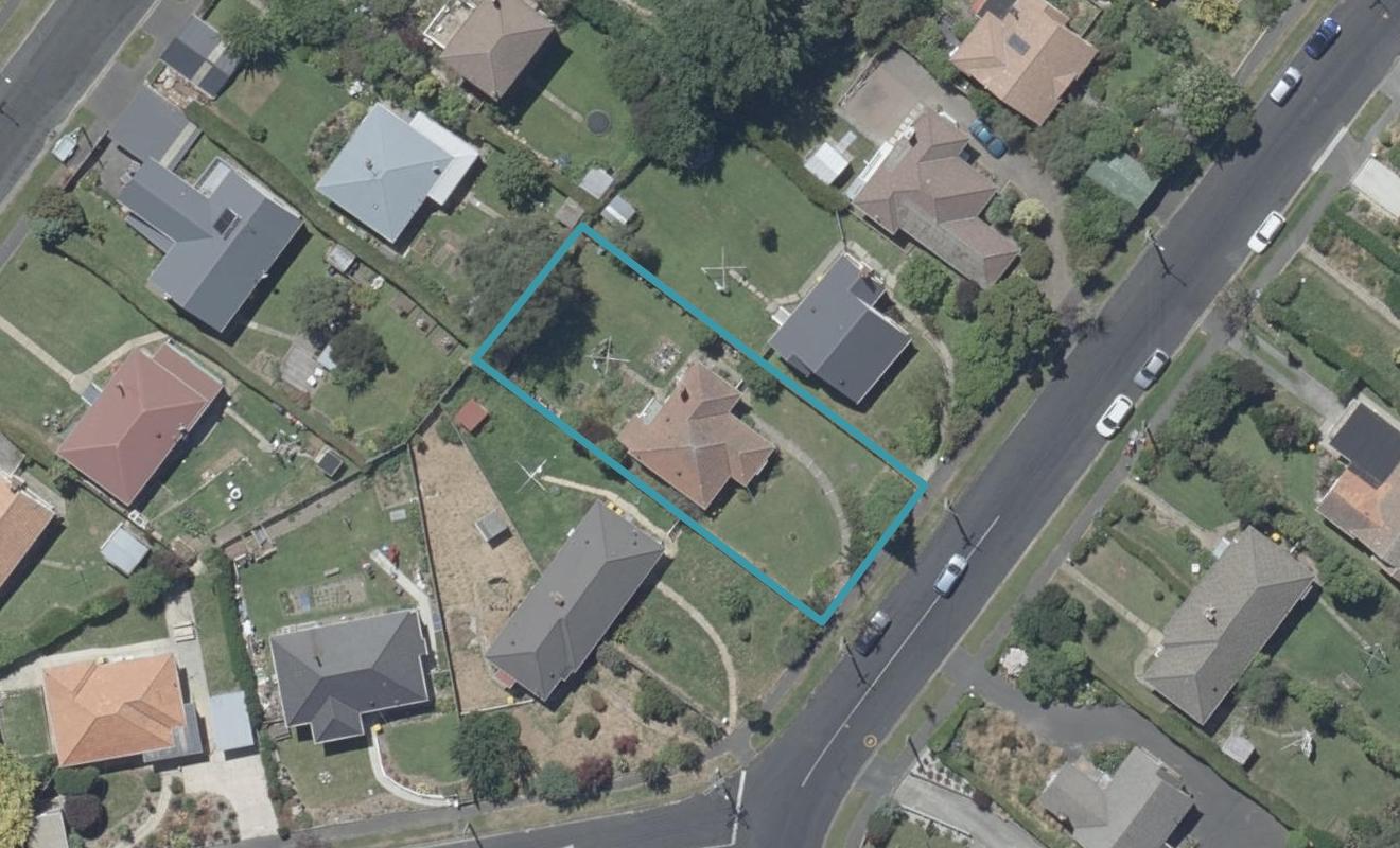 49 Mayfield Avenue, Wakari, Dunedin - Carousel 1