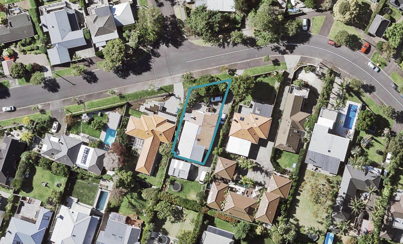 15 Robley Crescent, Glendowie, Auckland - Carousel 1