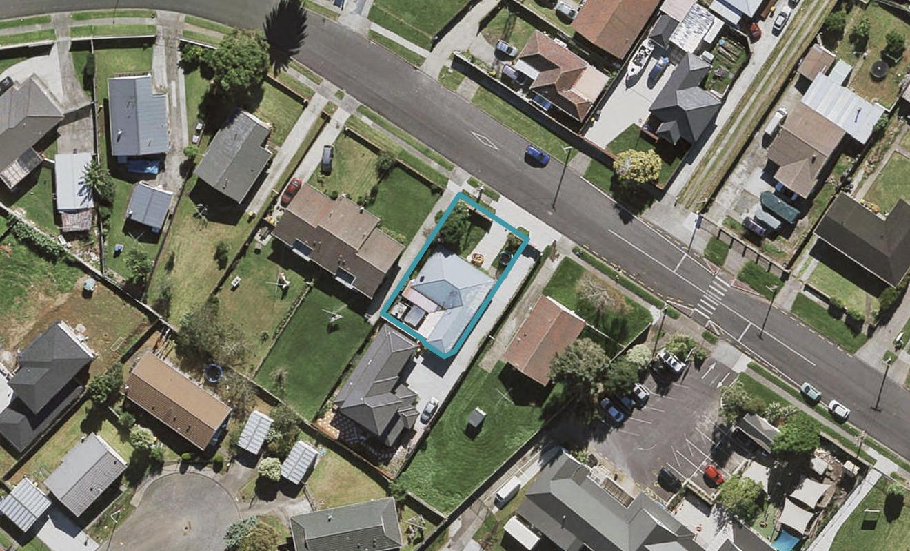 22A Ferguson Street, Mangere East, Auckland - Carousel 1