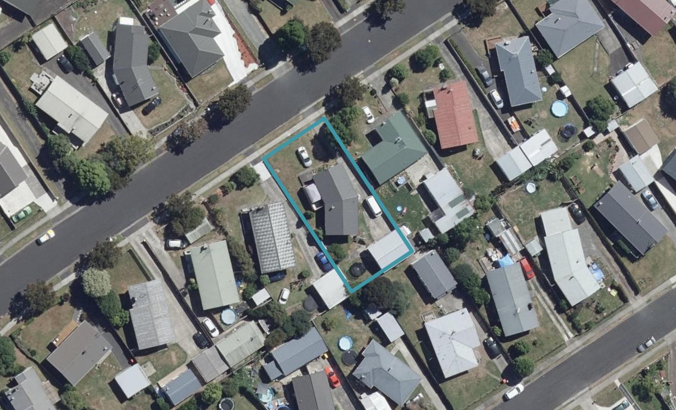 19 Rosalind Street, Deanwell, Hamilton - Carousel 1