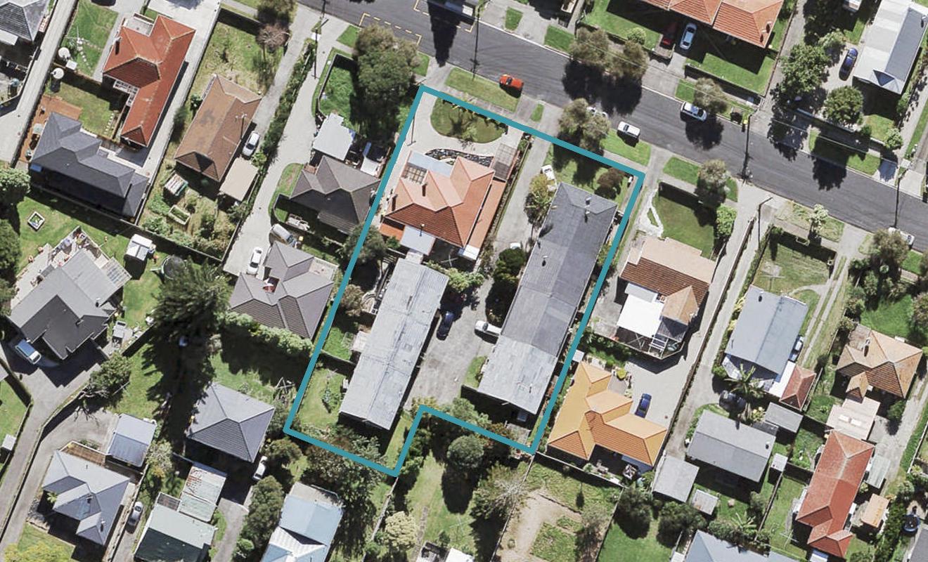 1/40 Miro Street, New Lynn, Auckland - Carousel 1