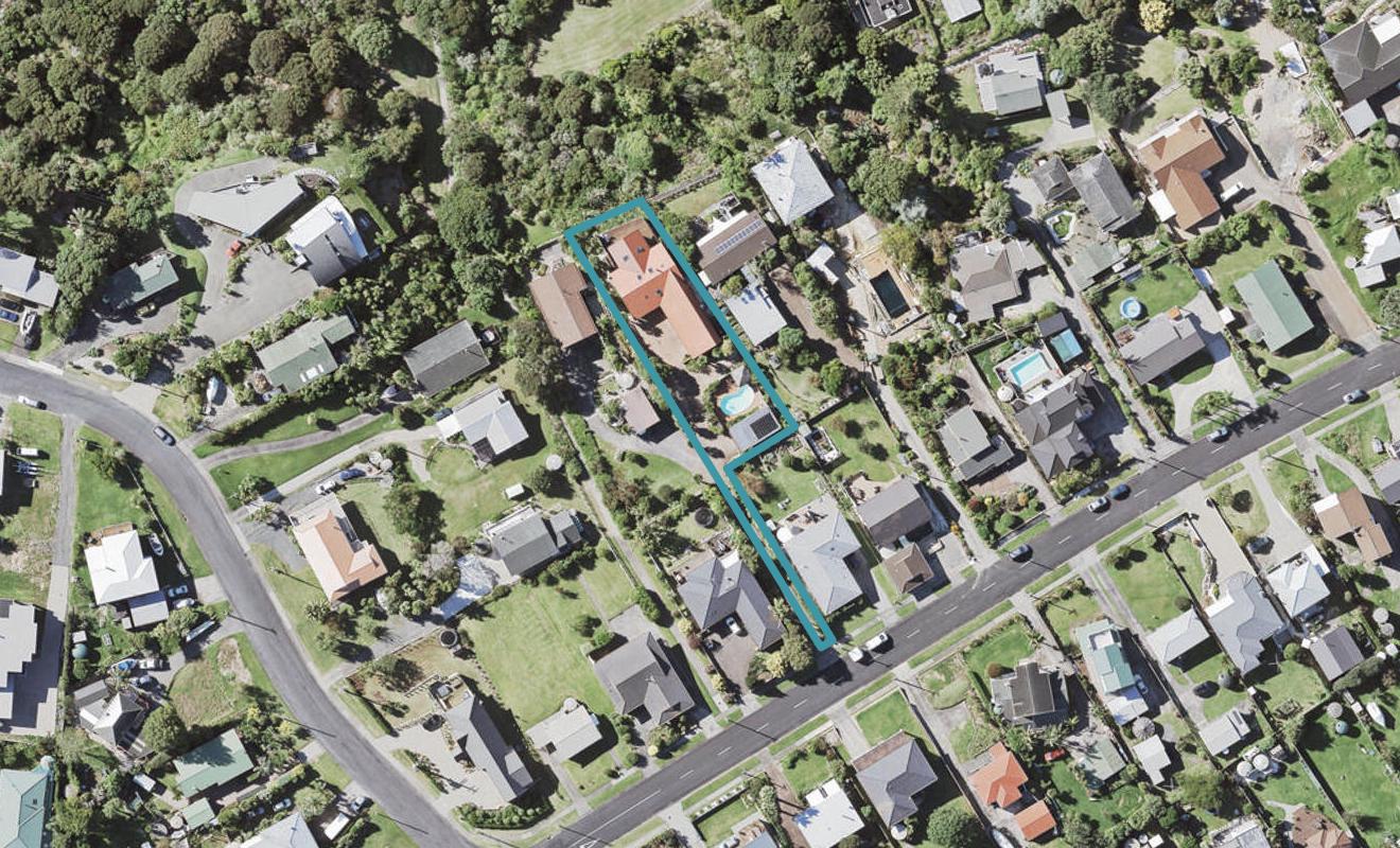 12 Craig Road, Maraetai, Auckland - Carousel 1