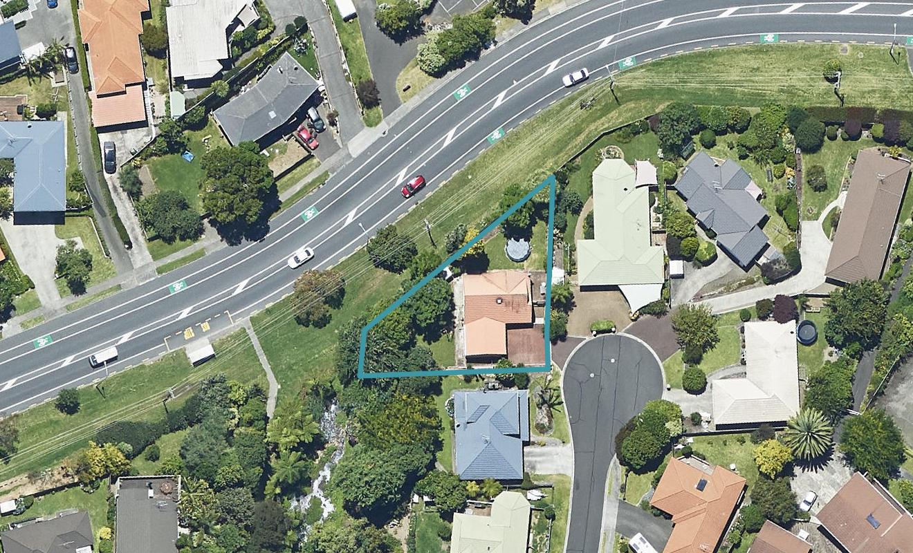 15 Pampas Grove, Welcome Bay, Tauranga - Carousel 1
