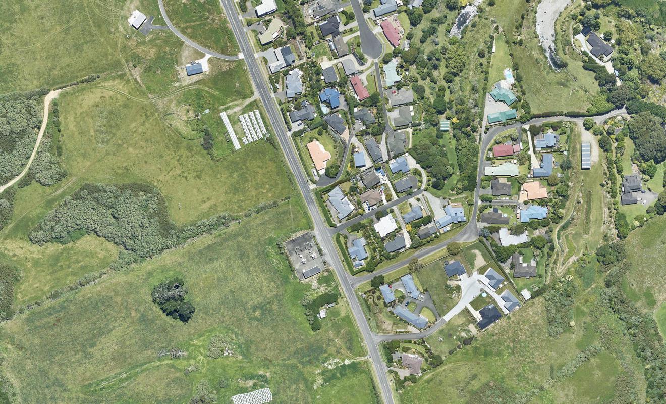 1 Cashmere Way, Welcome Bay, Tauranga - Carousel 1