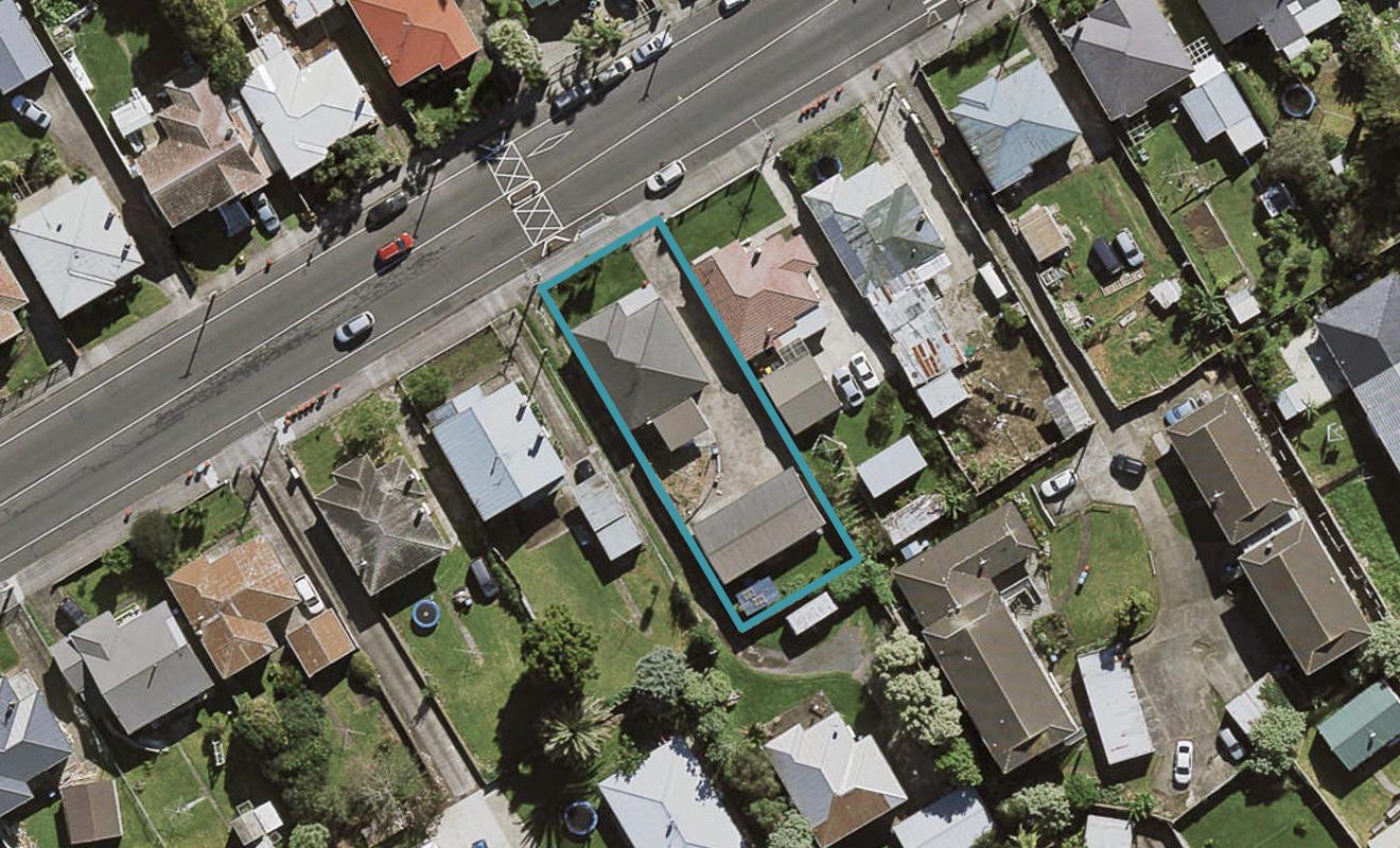56 Hall Avenue, Otahuhu, Auckland - Carousel 1