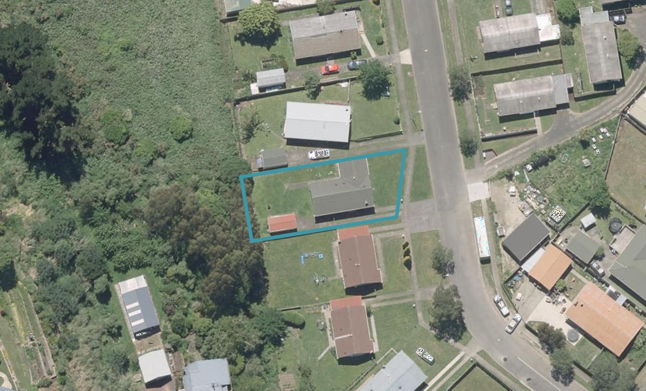 7 Savage Crescent, Aramoho, Whanganui - Carousel 1