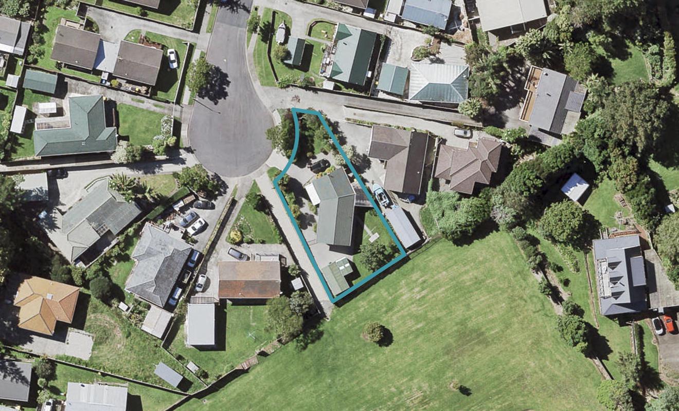 34 Cranberry Place, Bucklands Beach, Auckland - Carousel 1