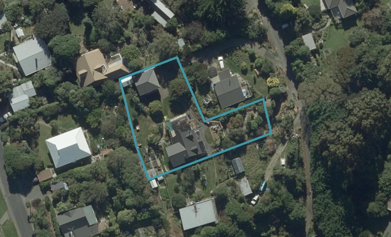 6 Solar Terrace, Broad Bay, Dunedin - Carousel 1