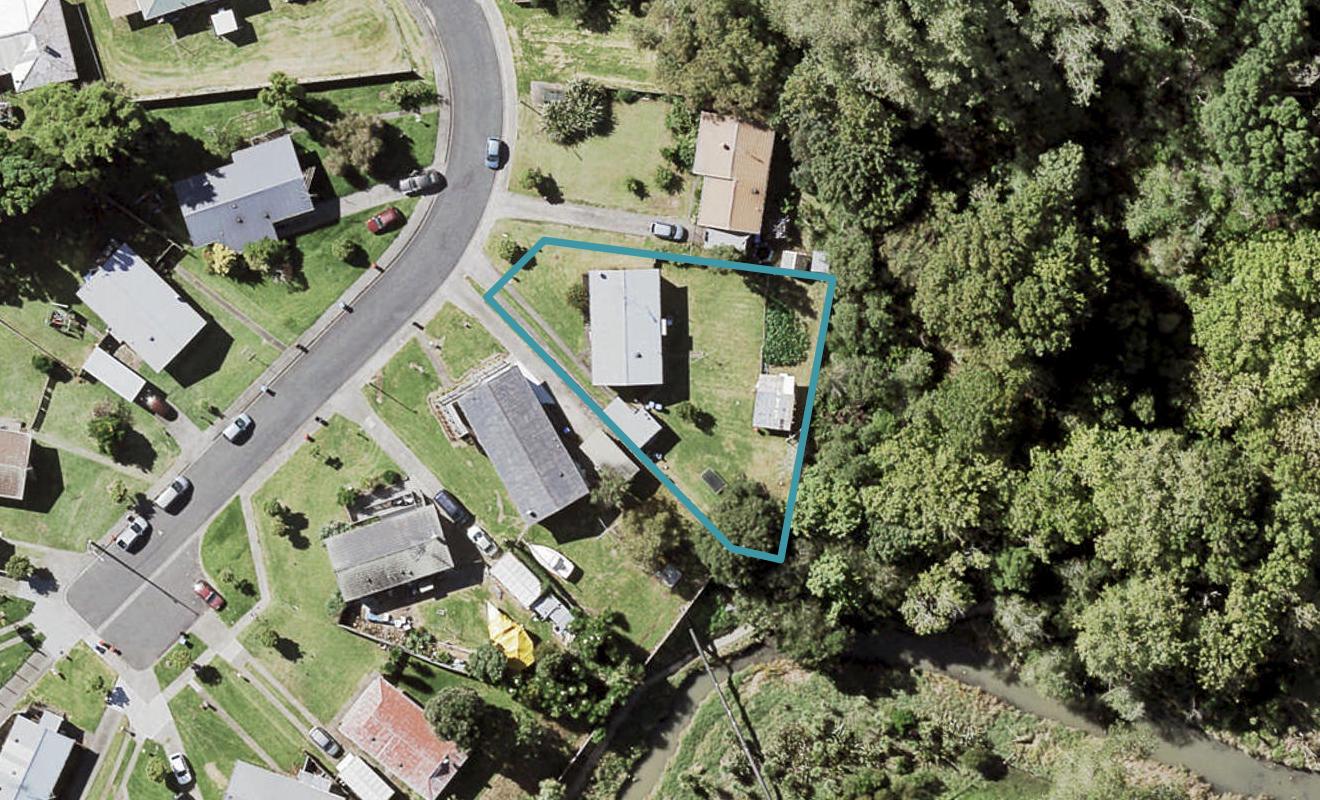 4 Concord Place, Glen Innes, Auckland - Carousel 1