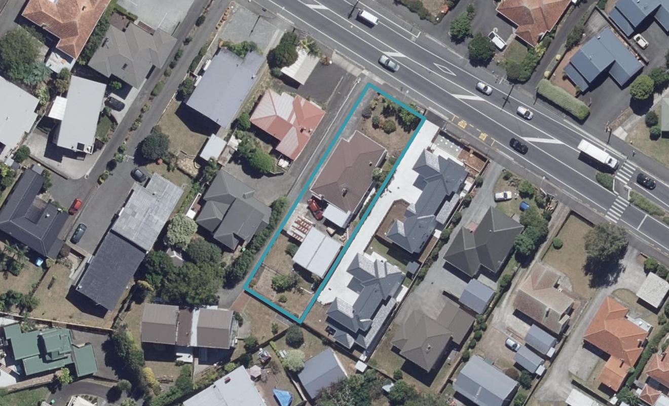 182 Cambridge Road, Hillcrest, Hamilton - Carousel 1