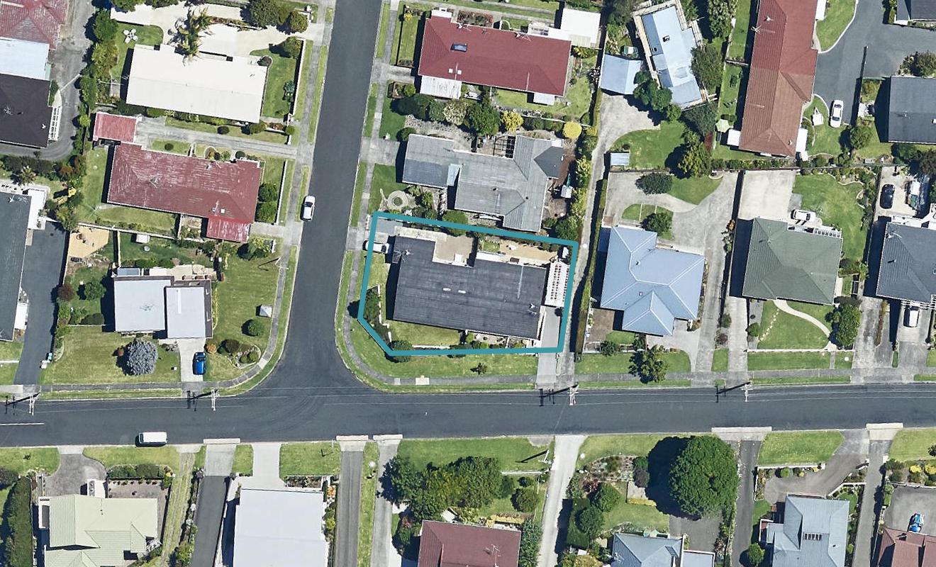 1 Linklater Avenue, Bellevue, Tauranga - Carousel 1