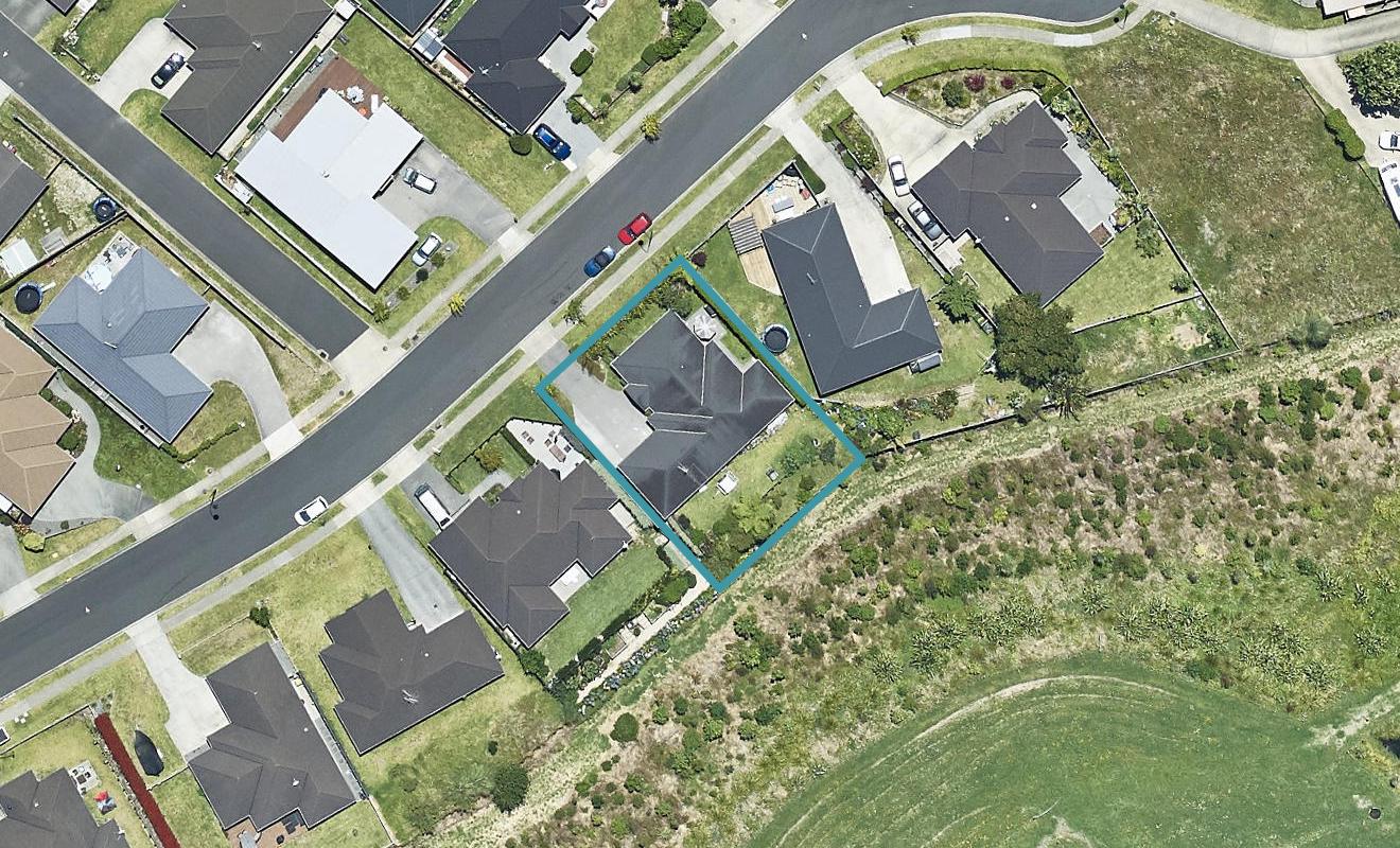 94 Falcon Drive, Welcome Bay, Tauranga - Carousel 1
