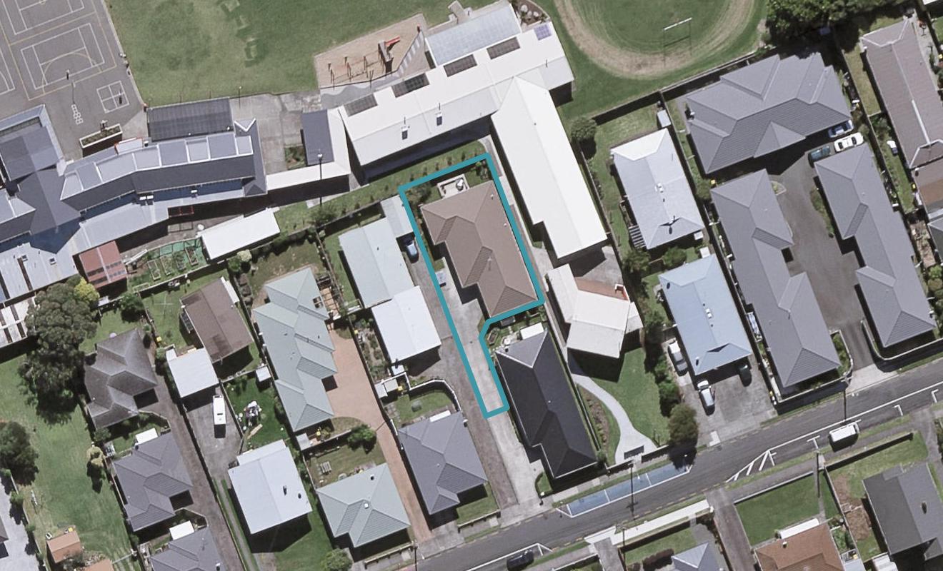 23C Clemow Road, Fitzroy, New Plymouth - Carousel 1