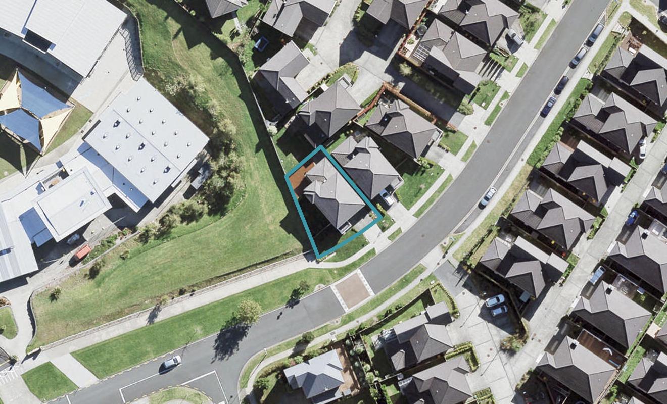 85 Fields Parade, Oteha, Auckland - Carousel 1
