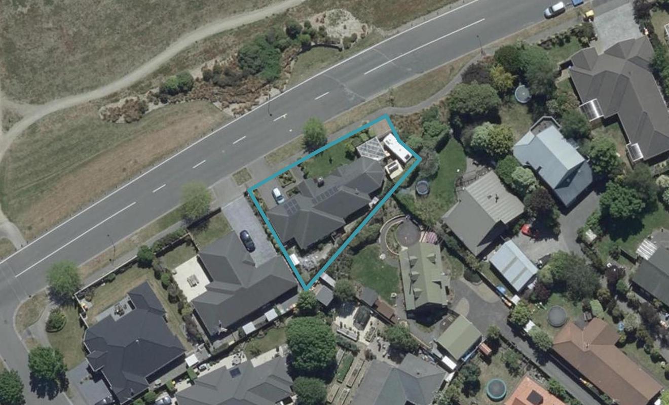 98 Rothesay Road, Parklands, Christchurch - Carousel 1