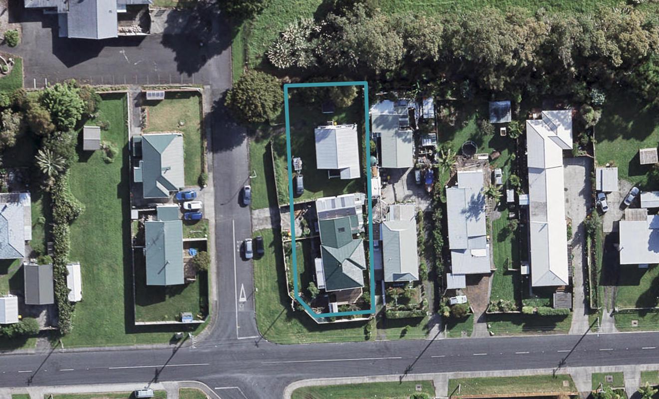 2 Rere Place, Parakai, Auckland - Carousel 1