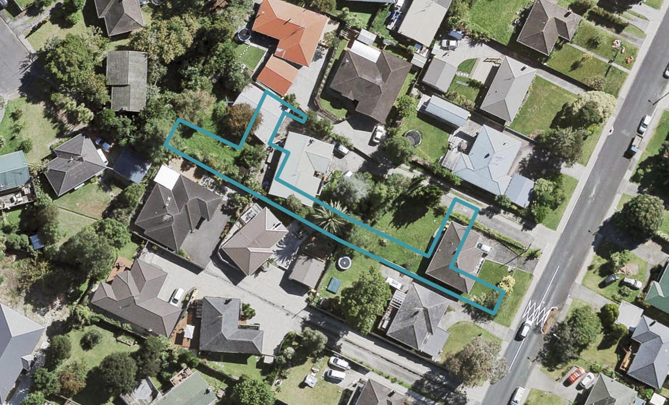 14/65 Stottholm Road, Titirangi, Auckland - Carousel 1