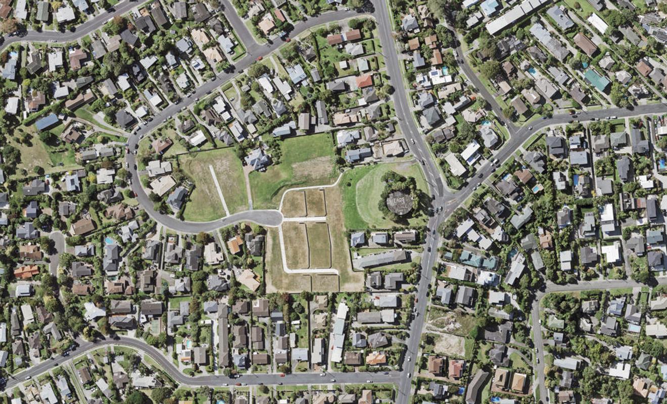 48 Kenmure Avenue, Forrest Hill, Auckland - Carousel 1