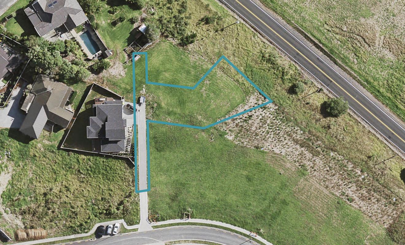 26C Henriette Place, Totara Park, Auckland - Carousel 1