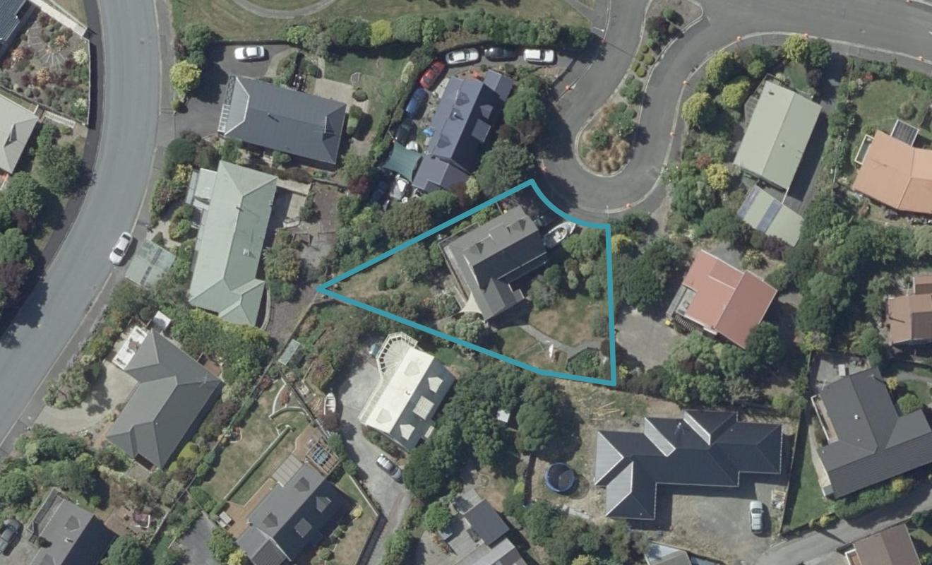 7 Calvert Place, Shiel Hill, Dunedin - Carousel 1