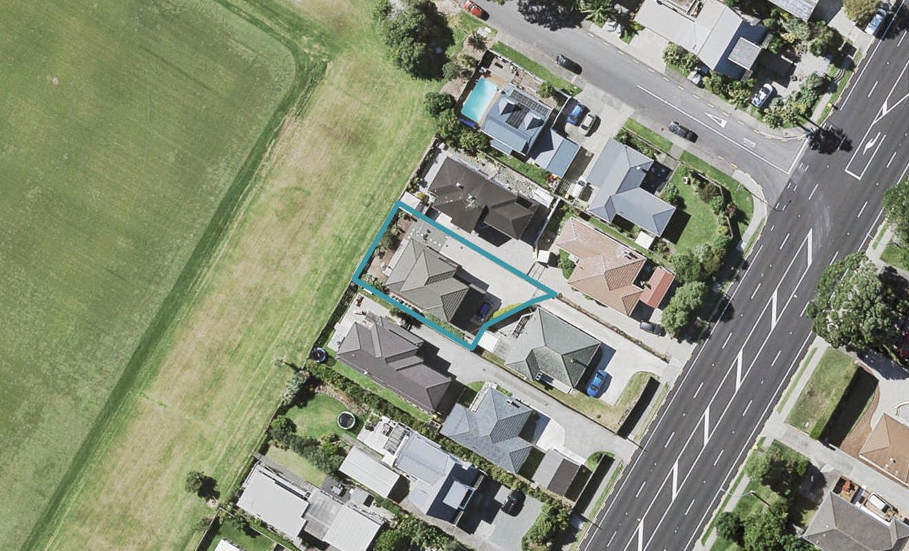 490A East Coast Road, Windsor Park, Auckland - Carousel 1