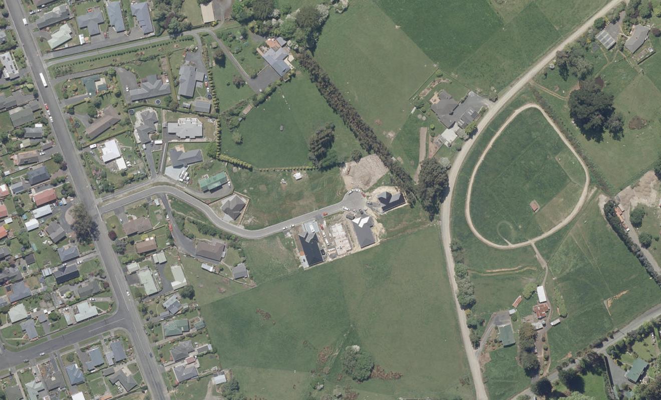 18 Abbeyfield Close, Abbotsford, Dunedin - Carousel 1
