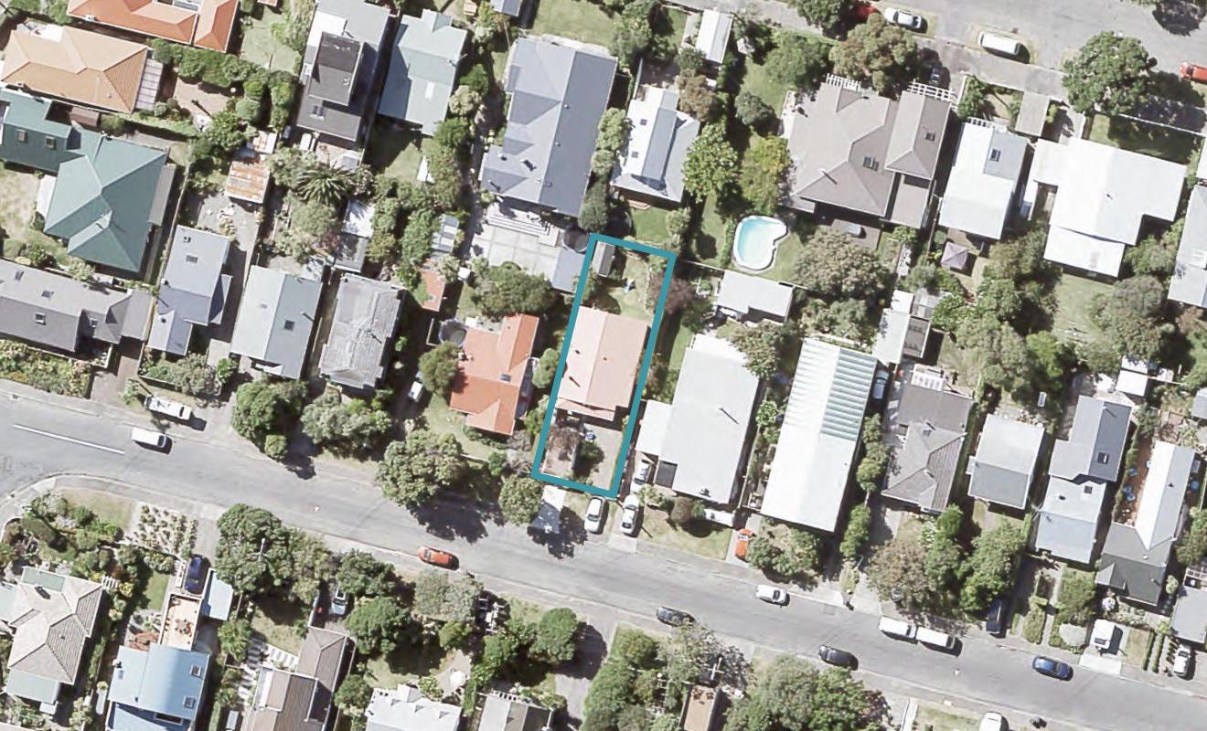 20 Miro Street, Eastbourne, Lower Hutt - Carousel 1