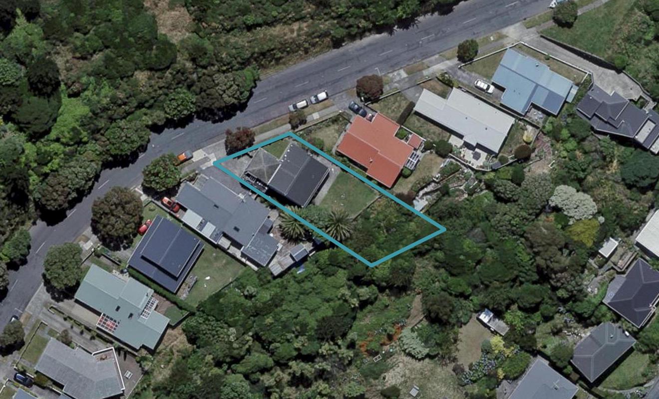 84 Akaroa Drive, Maupuia, Wellington - Carousel 1