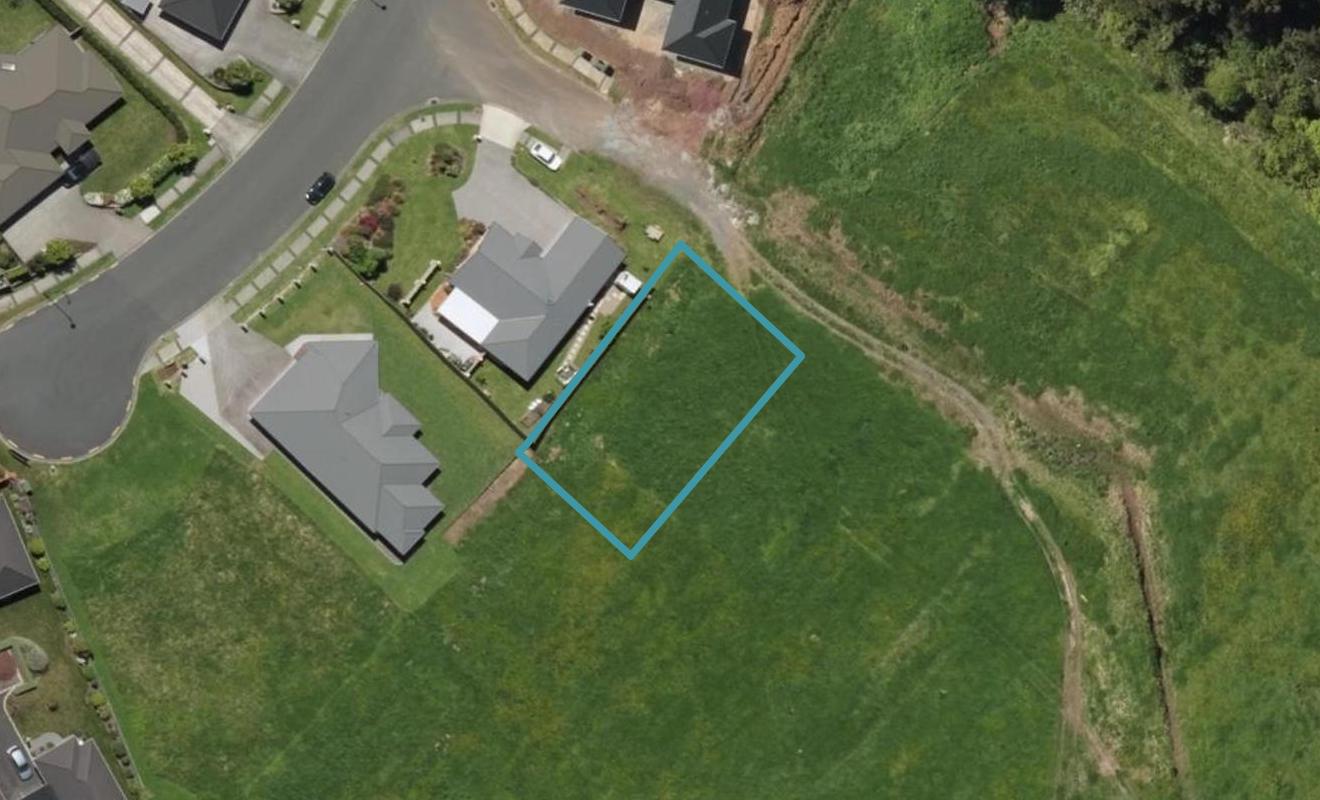 4 Sycamore Drive, Kamo, Whangarei - Carousel 1