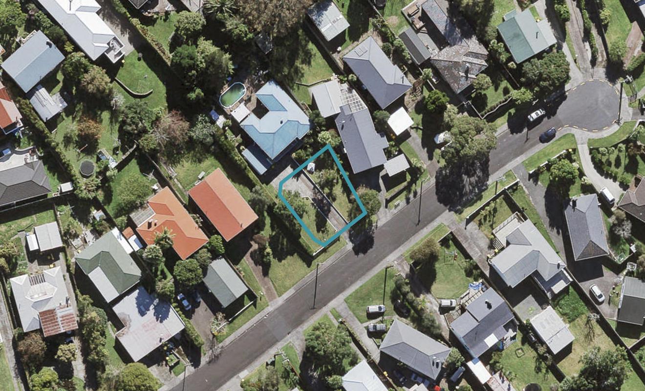 30A Coniston Avenue, Te Atatu South, Auckland - Carousel 1