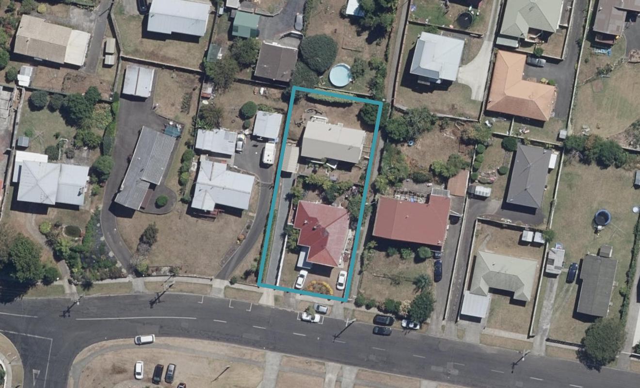 35 Cowley Drive, Temple View, Hamilton - Carousel 1