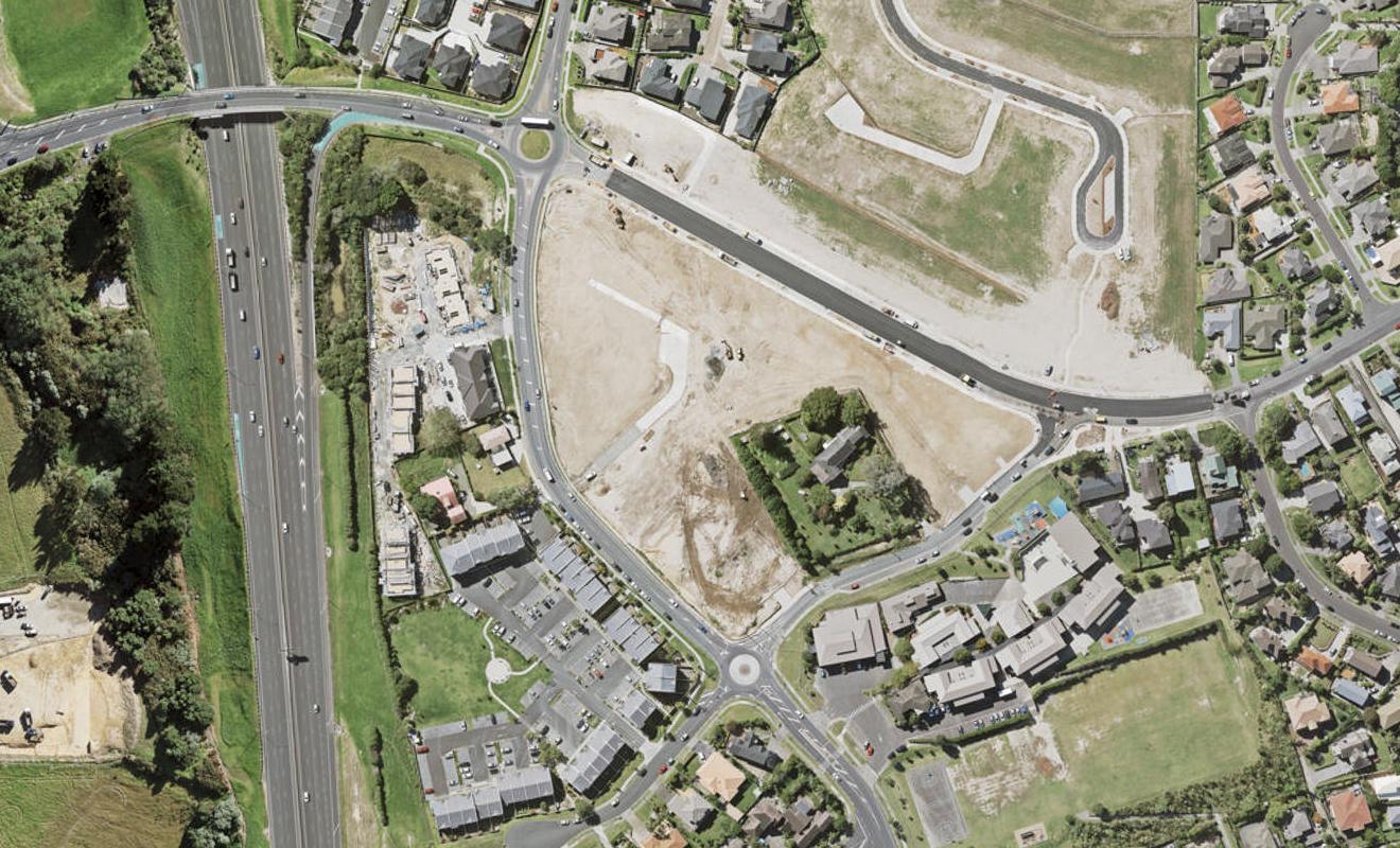 3 Weir Lane, Oteha, Auckland - Carousel 1