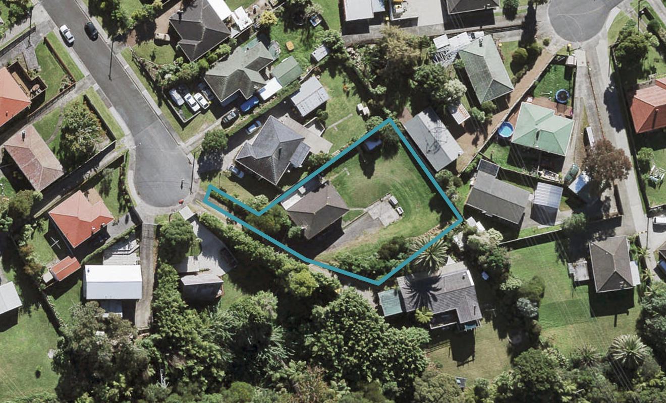 1/20 Cornwall Street, Te Atatu South, Auckland - Carousel 1