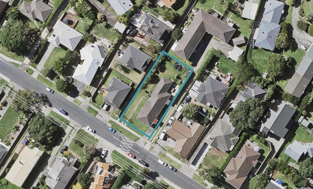 2/54 Northboro Road, Belmont, Auckland - Carousel 1