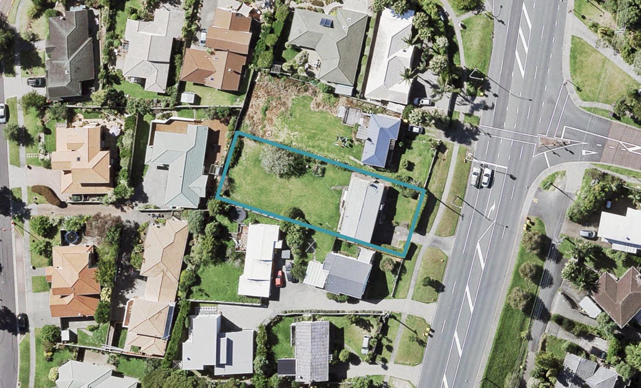 810 East Coast Road, Oteha, Auckland - Carousel 1