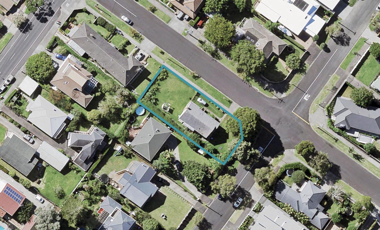 45 Sylvia Road, Glendowie, Auckland - Carousel 1