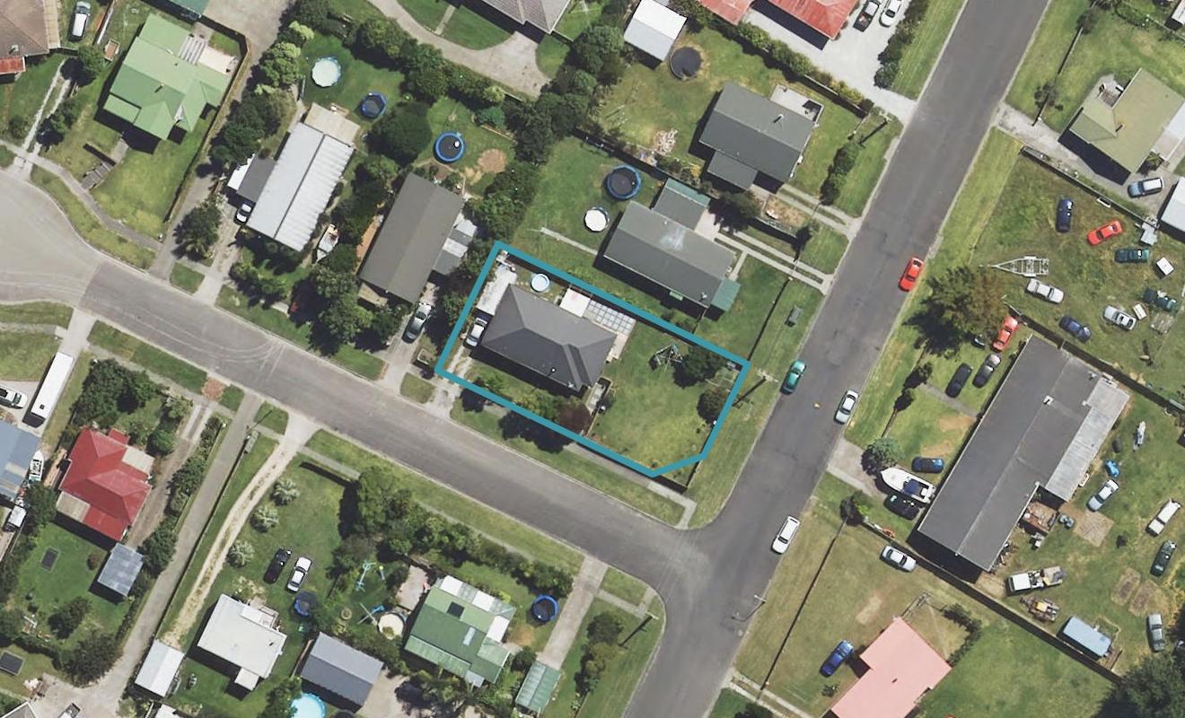 1 Edelsten Place, Tamarau, Gisborne - Carousel 1