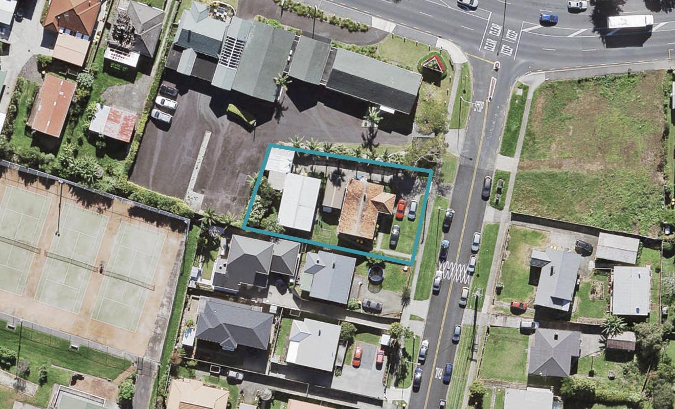 1/3 Fruitvale Road, New Lynn, Auckland - Carousel 1