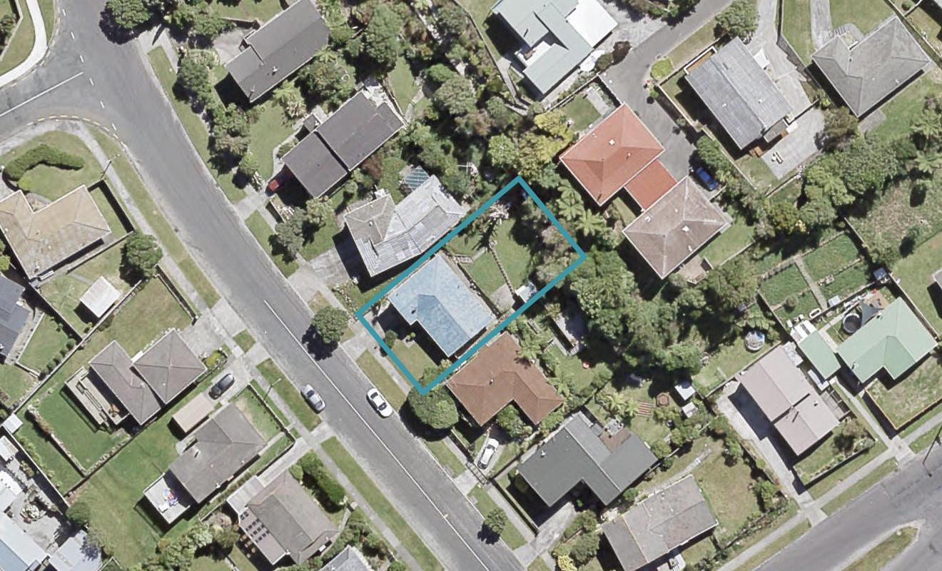 8 Waipounamu Drive, Kelson, Lower Hutt - Carousel 1