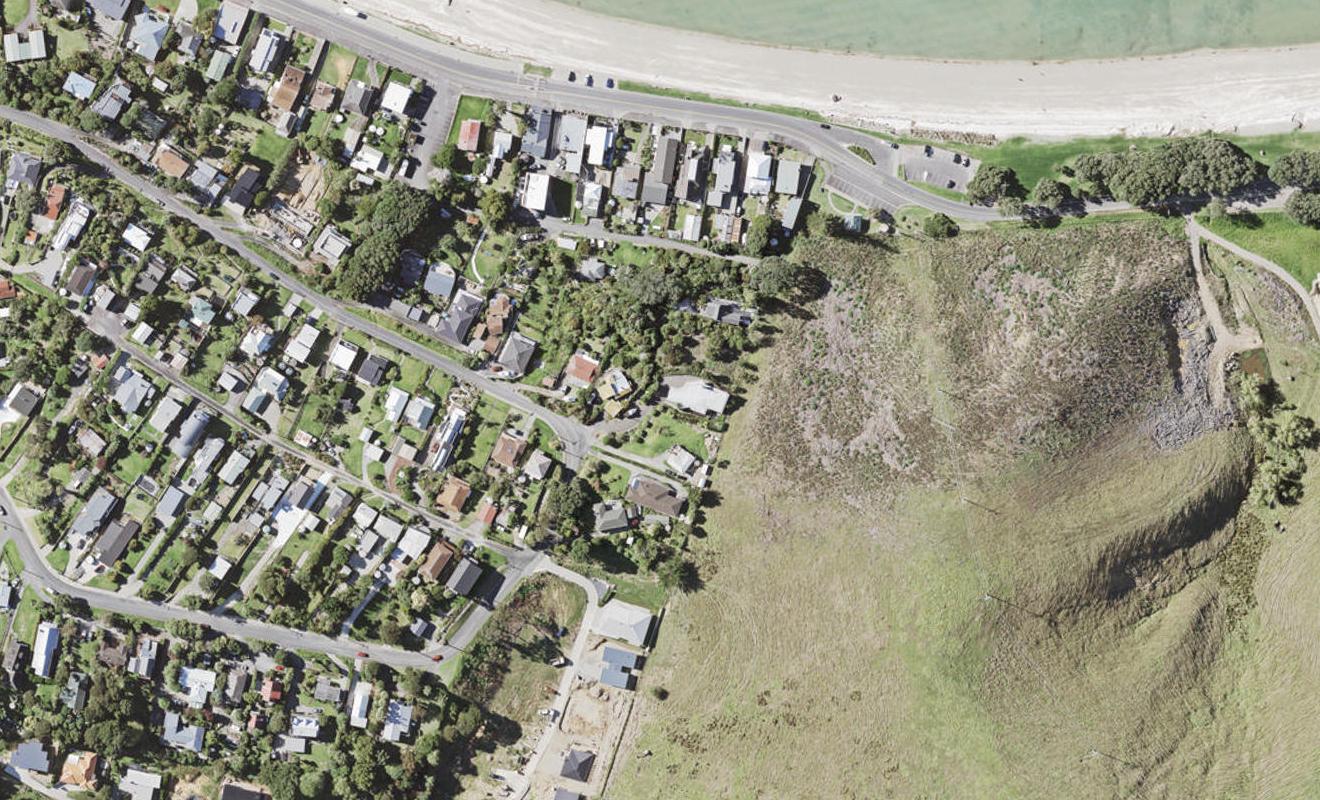 38 Carlton Crescent, Maraetai, Auckland - Carousel 1