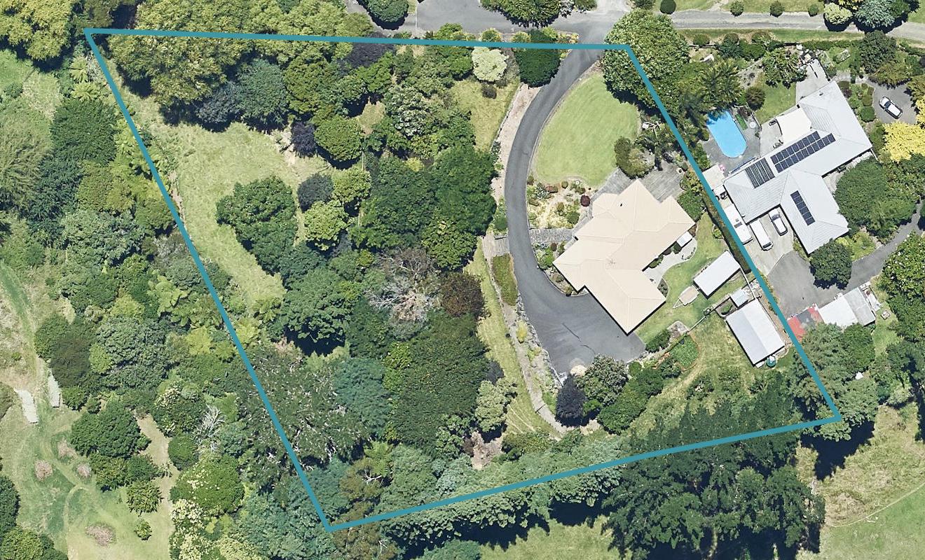 15R Beech Court, Welcome Bay, Tauranga - Carousel 1