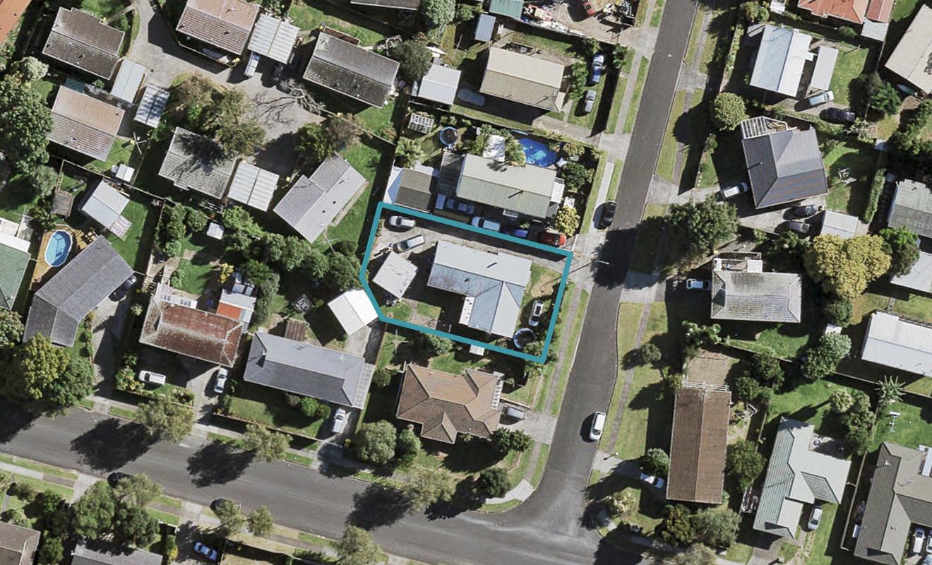 4 Justamere Place, Weymouth, Auckland - Carousel 1