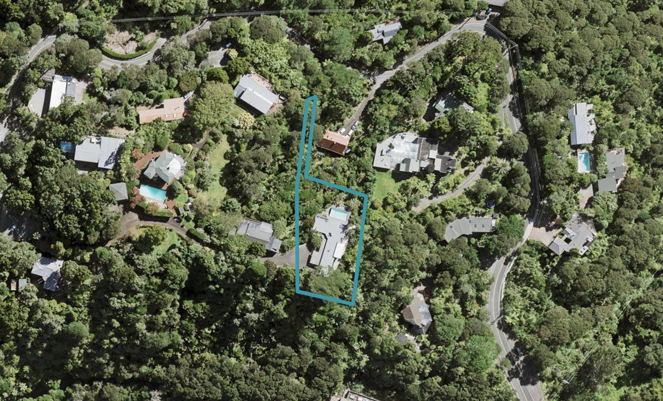 90B Scenic Drive, Titirangi, Auckland - Carousel 1