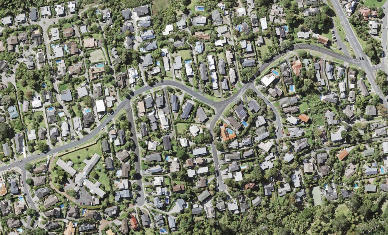 1D Sandford Street, Campbells Bay, Auckland - Carousel 1
