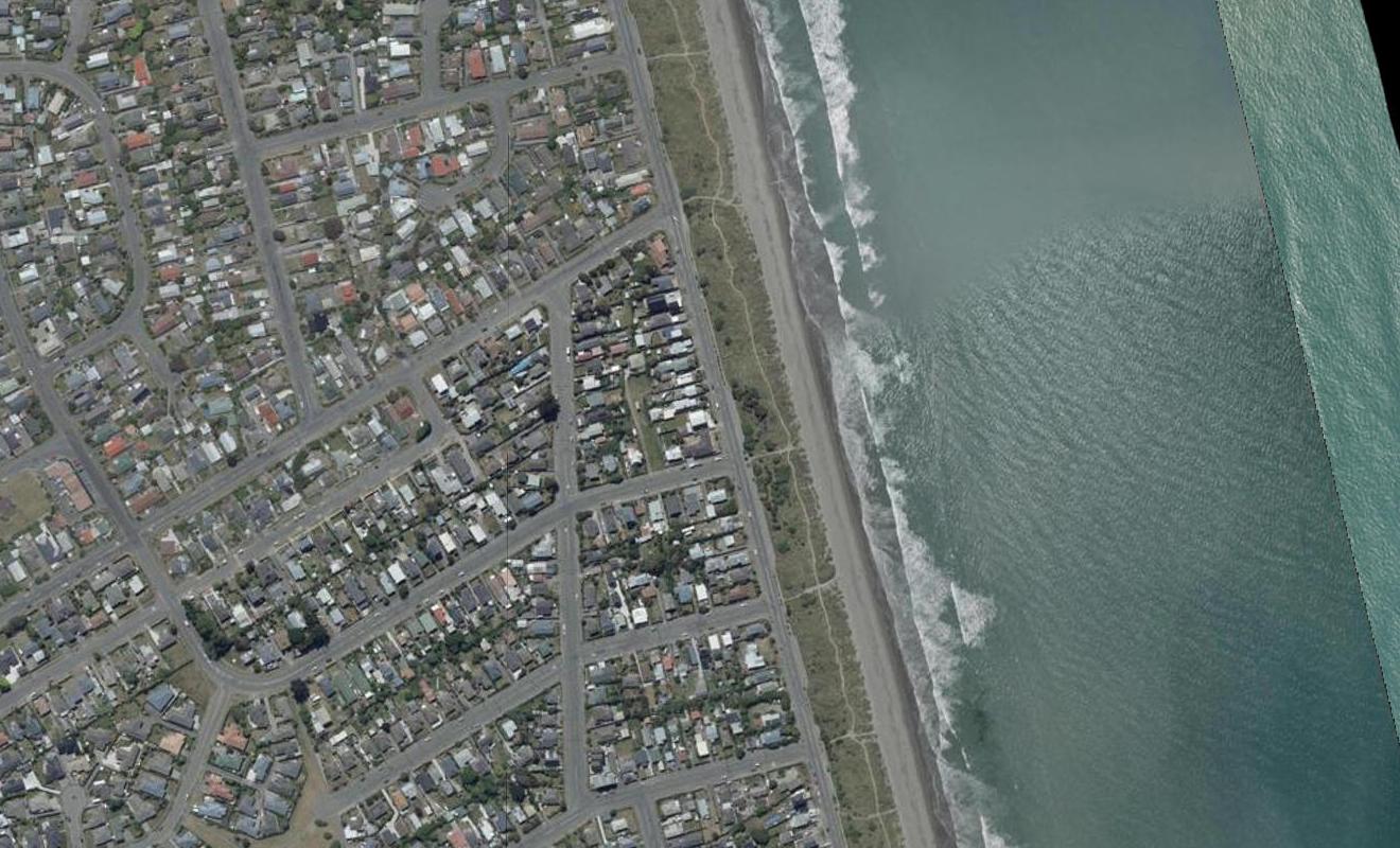42 Marine Parade, North New Brighton, Christchurch - Carousel 1