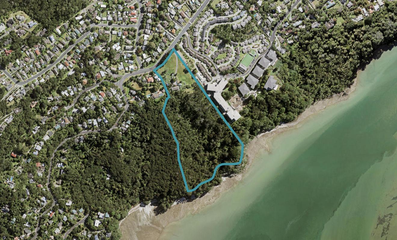 74 Avonleigh Road, Green Bay, Auckland - Carousel 1