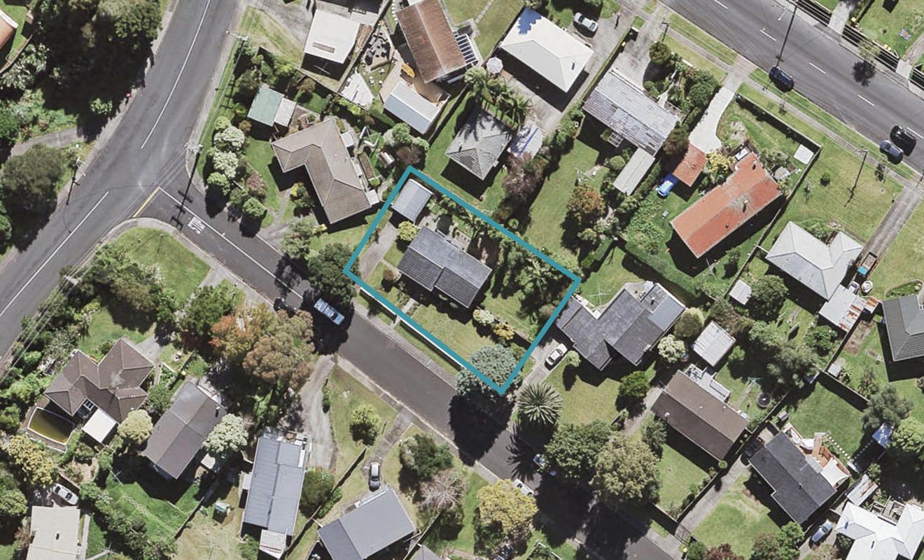 4 Vandeleur Avenue, Birkdale, Auckland - Carousel 1