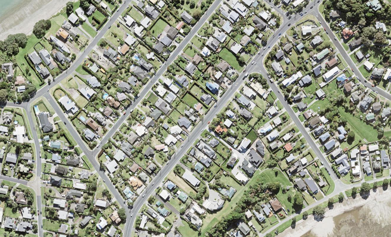 1052 Whangaparaoa Road, Tindalls Beach, Whangaparaoa - Carousel 1